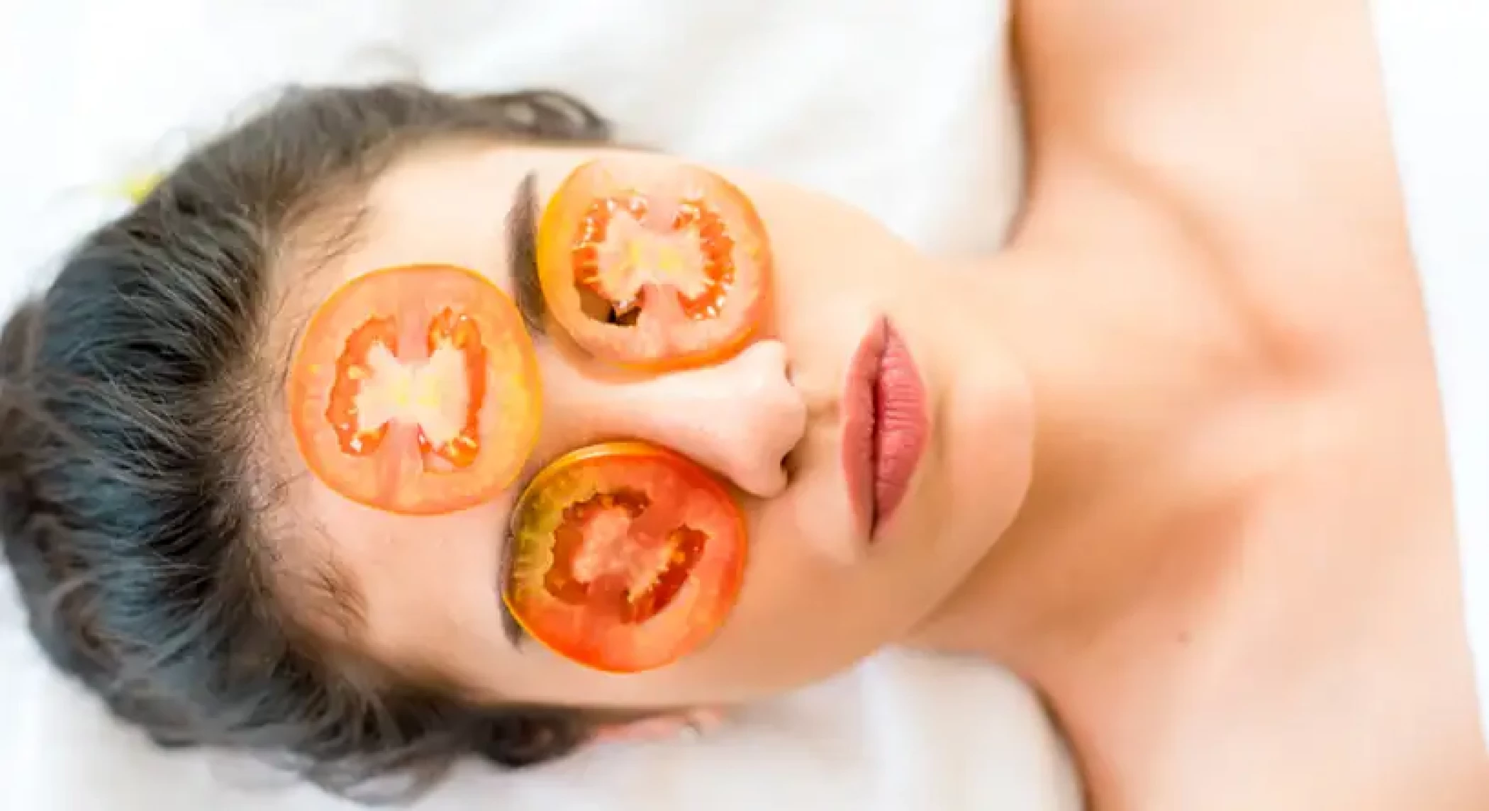 A natural ingredient that restores the freshness of your skin after long hours of sleep with your child.