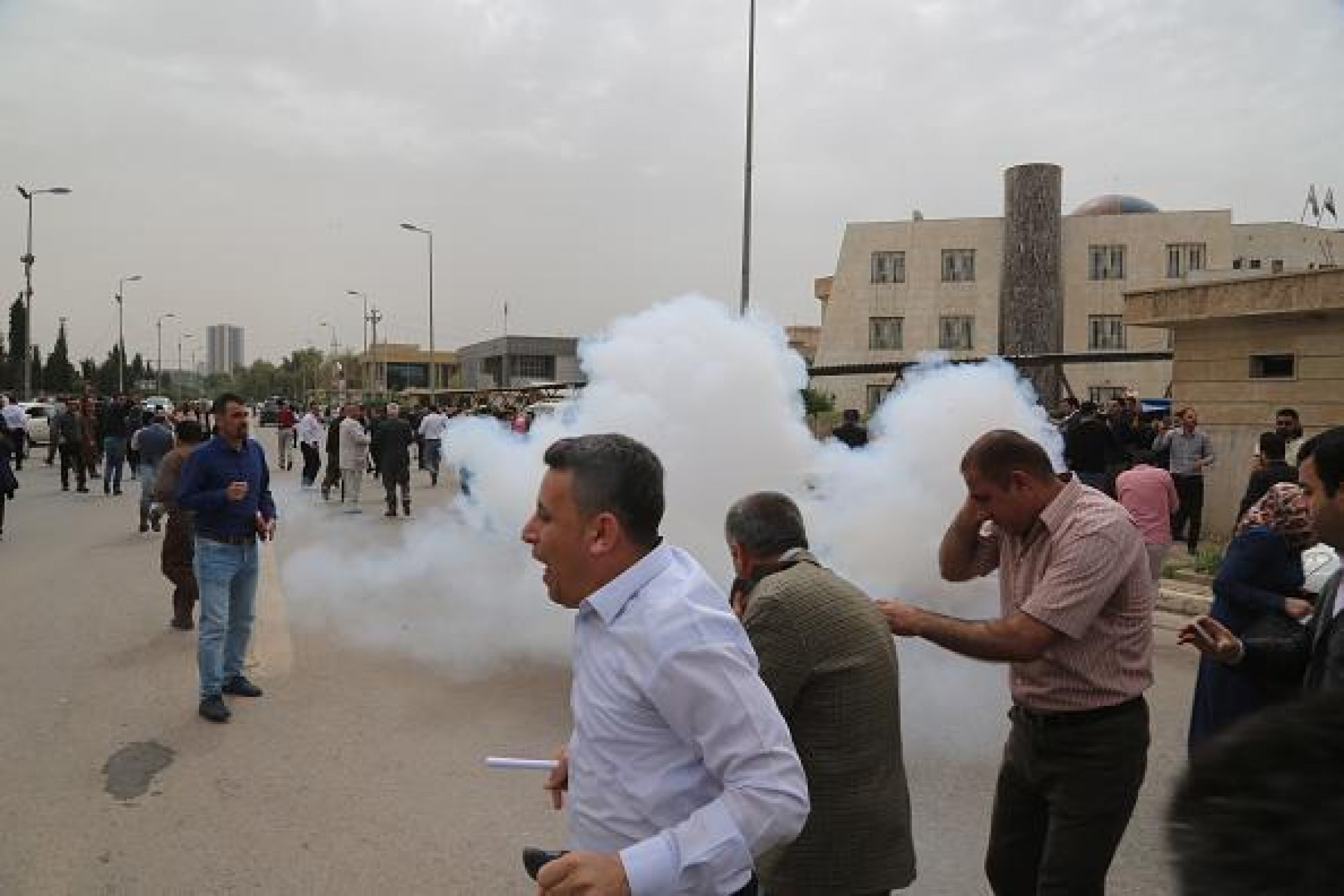 Iraqi Kurdistan demonstrations..American concern over reports of gas and lead use