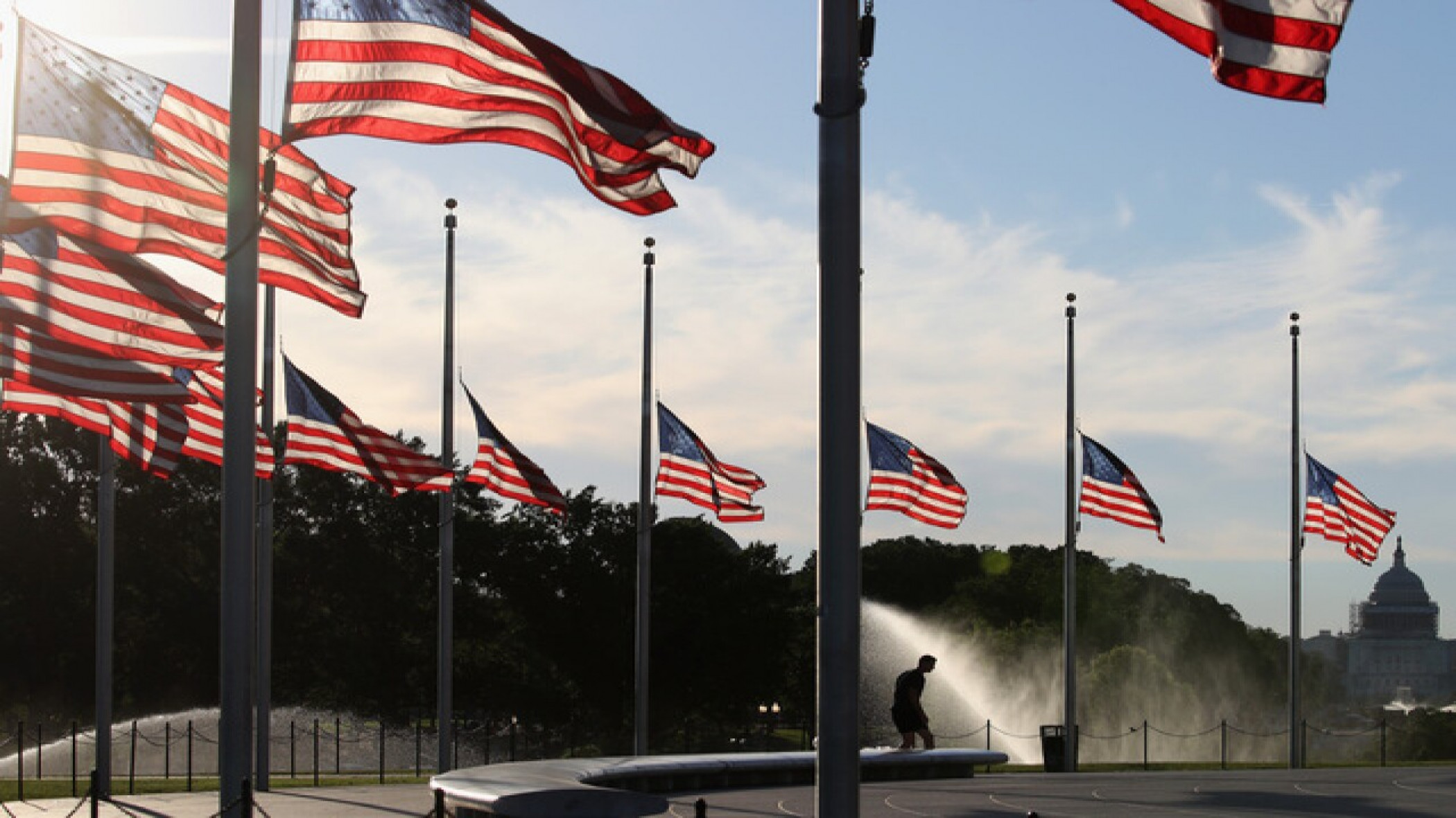 Gov. Whitmer Lowers Flags to Honor Fallen Detroit Firefighter Shayne Raxter