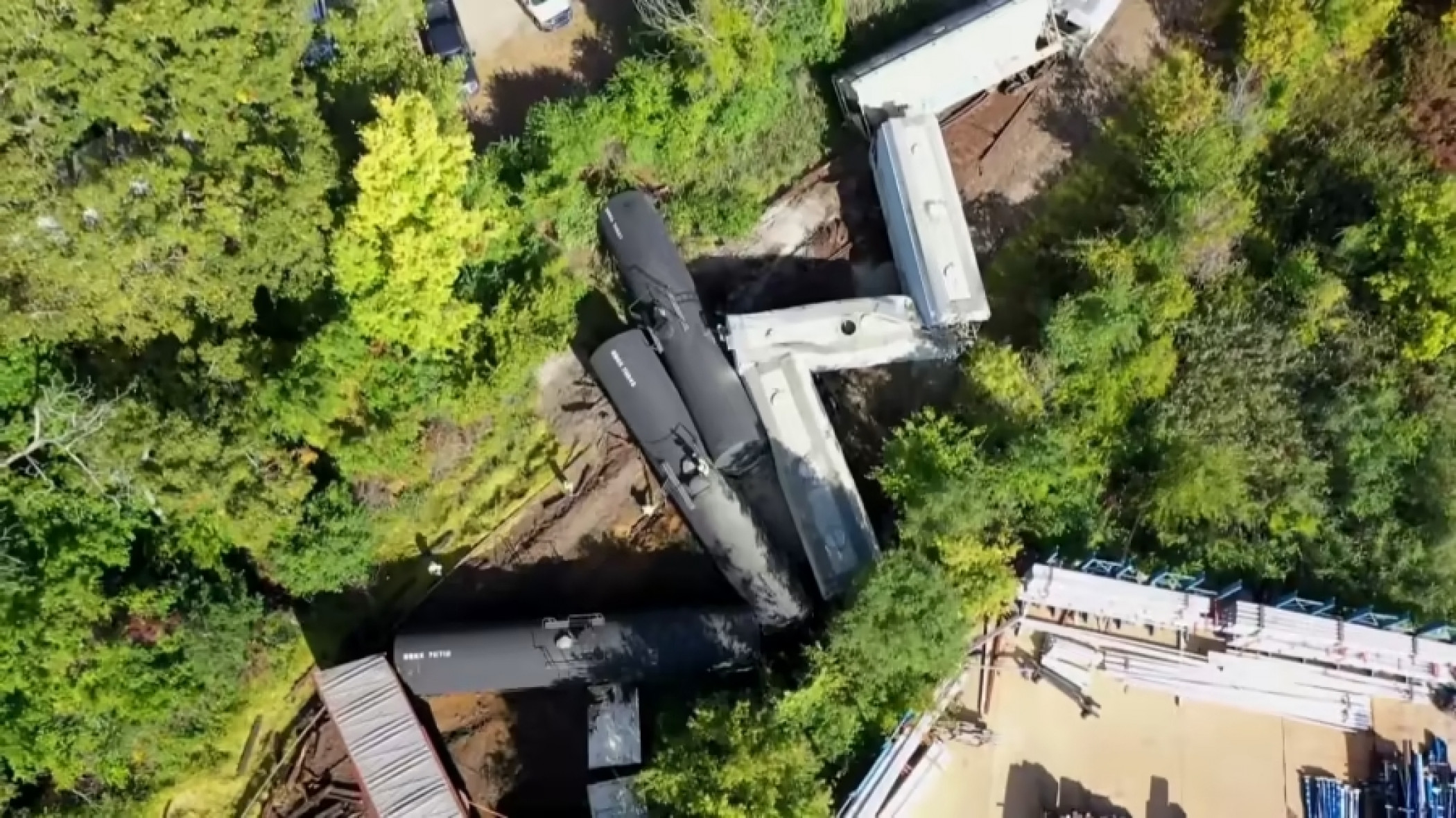 Most roads reopen in Warren following train car derailment -- except Stephens Road