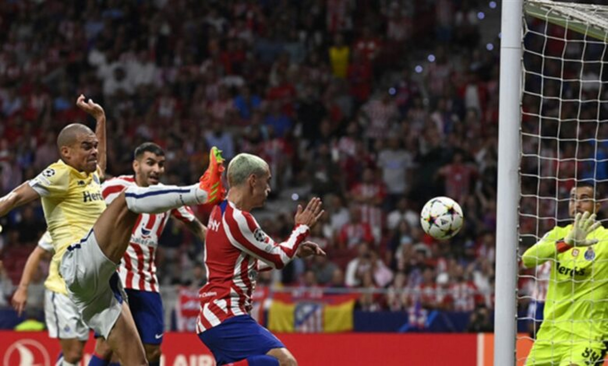 In 10 crazy minutes, the substitute Griezmann leads Atletico to victory over "Porto"