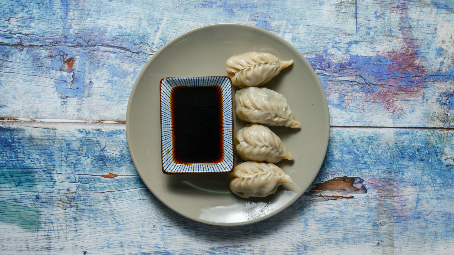A04 CHICKEN DUMPLINGS WITH SHIITAKE (4PCS)