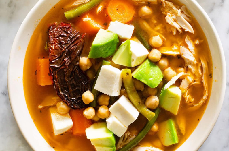 Caldo tlalpeño