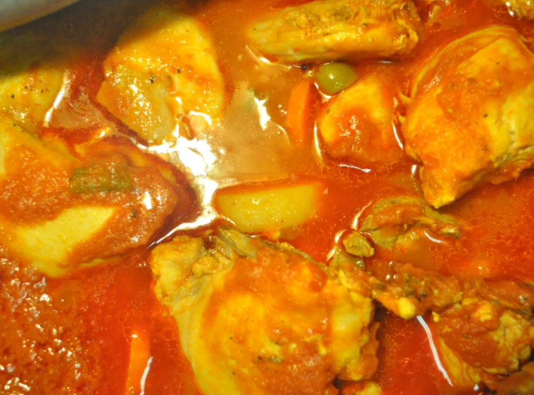 Pollo entomatado