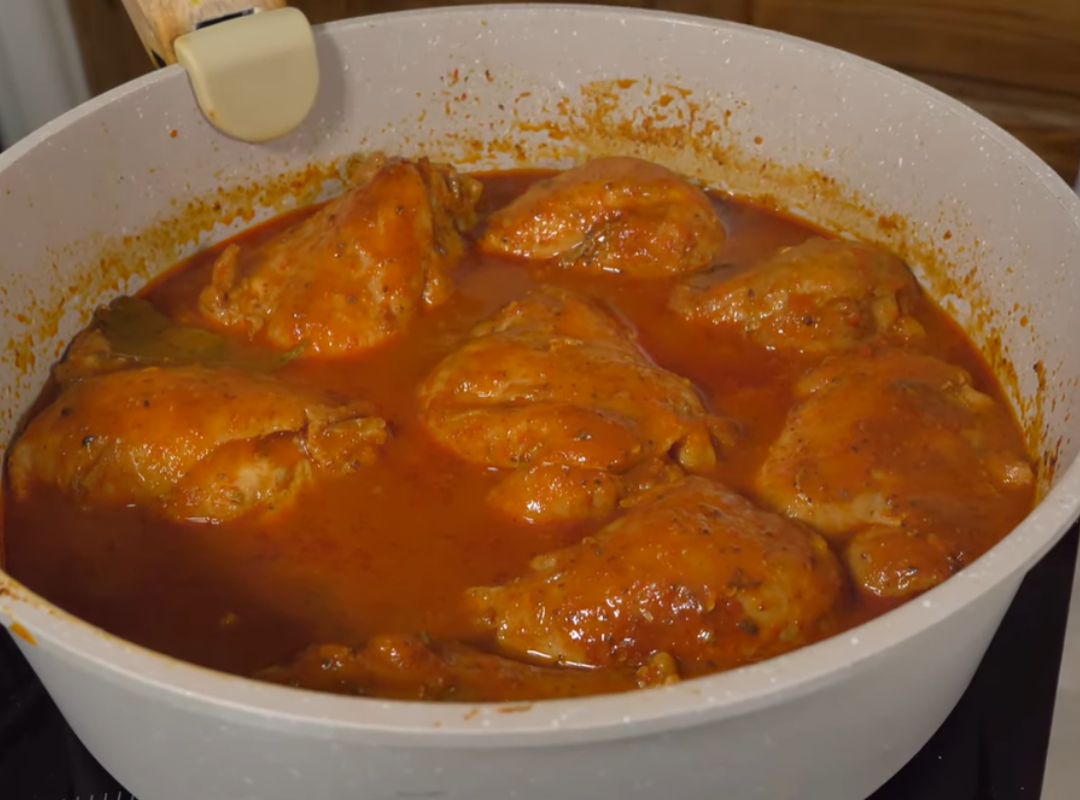 Pollo misanteco con naranja