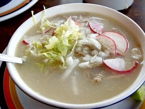 Pozole de pollo