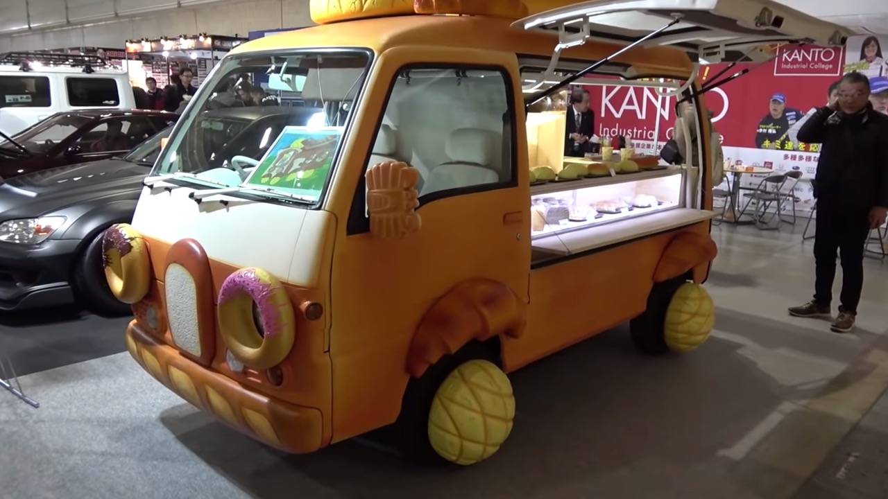 Youtuber Reveals Strangest Car Mods From Tokyo Auto Salon Dexerto