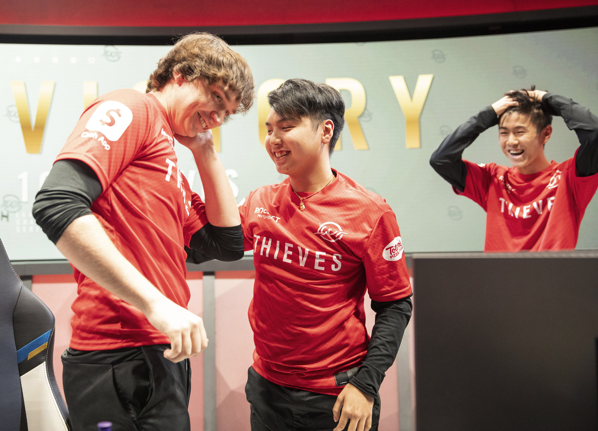 Meteos and Ryoma celebrate at the LCS studio