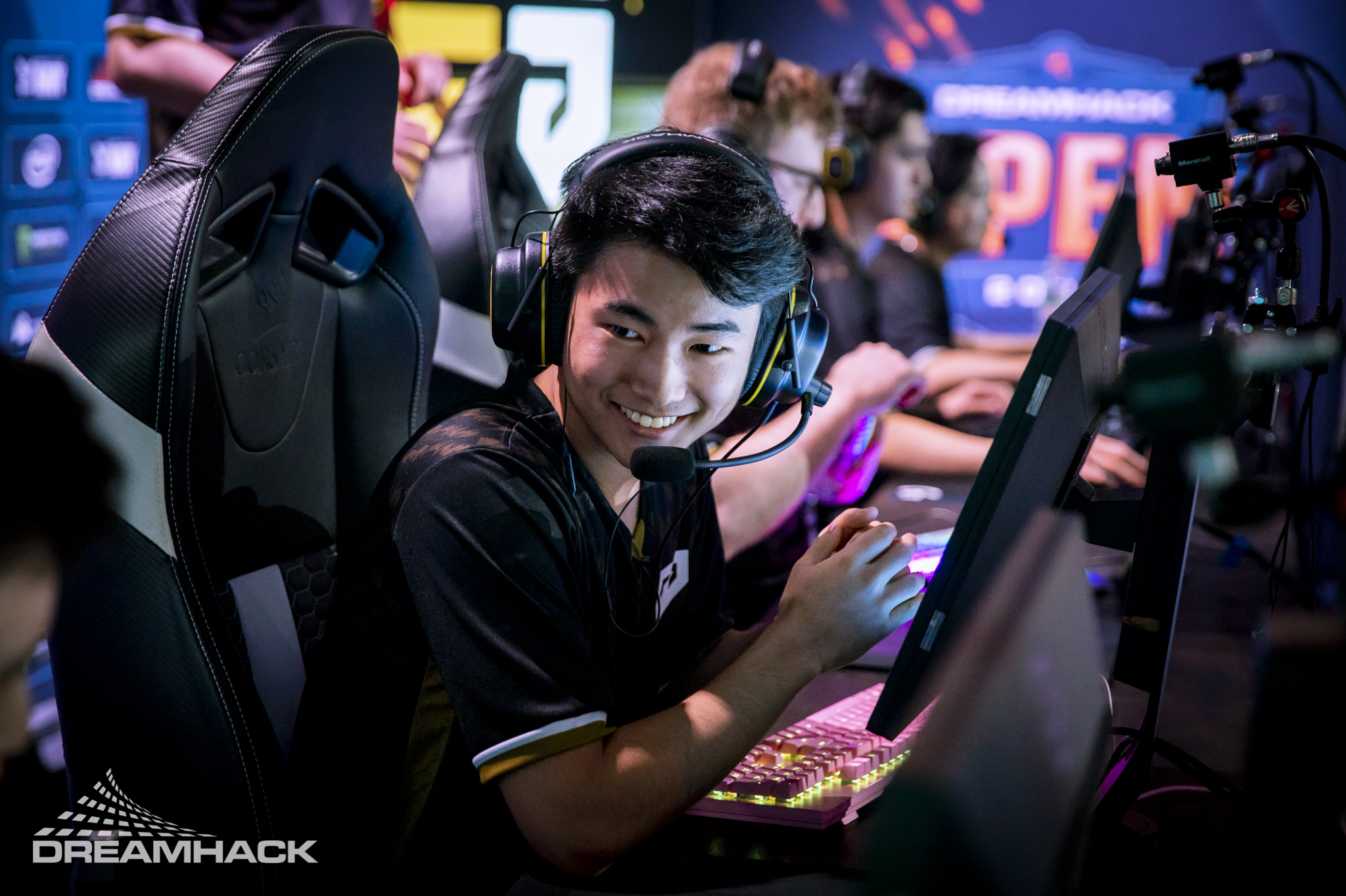 s0m playing for Gen.G at DreamHack Anaheim