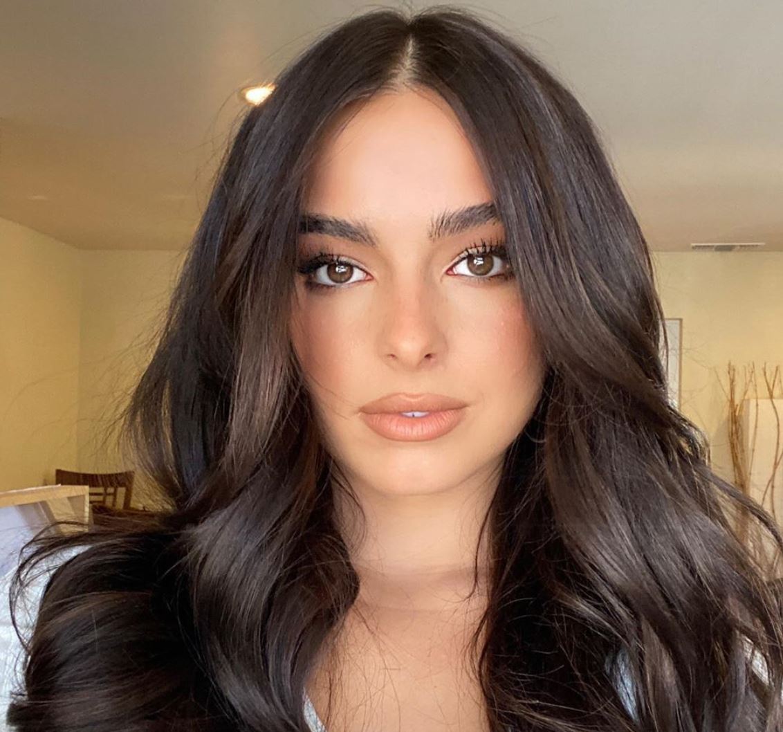 Addison Rae brown hair selfie