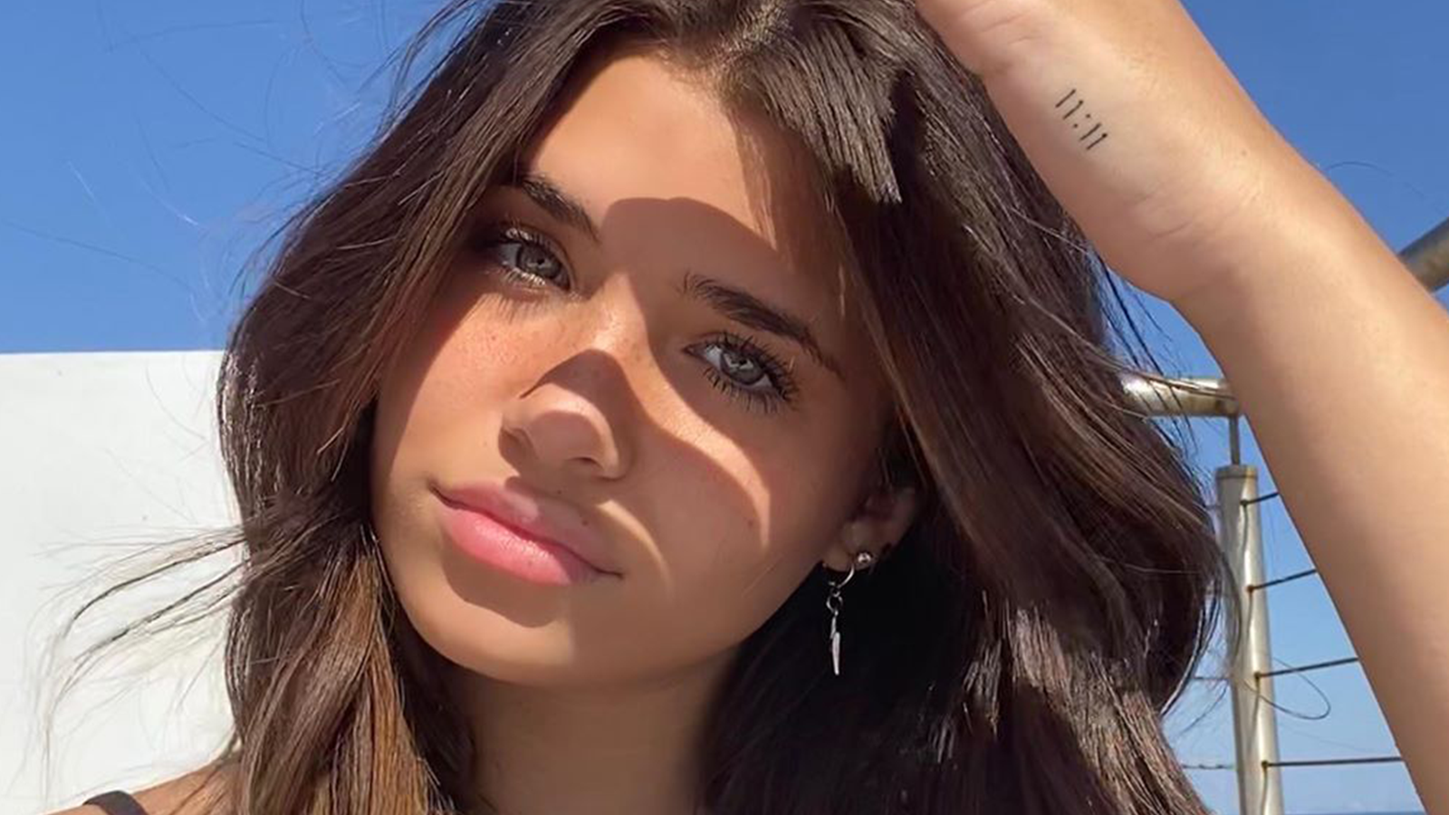 nessa barrett hits back critics after posting photo of nessa barrett hits back critics after posting photo of
