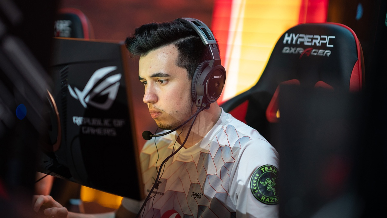 Woxic playing for mousesports at EPICENTER 2019