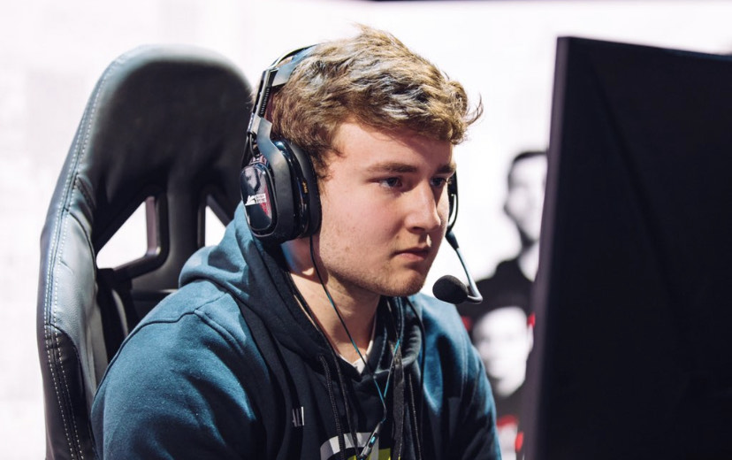 TJHaLy playing for OpTic