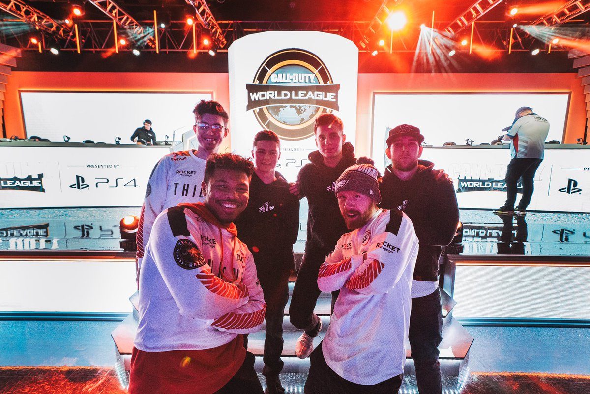 Twitter - @100Thieves