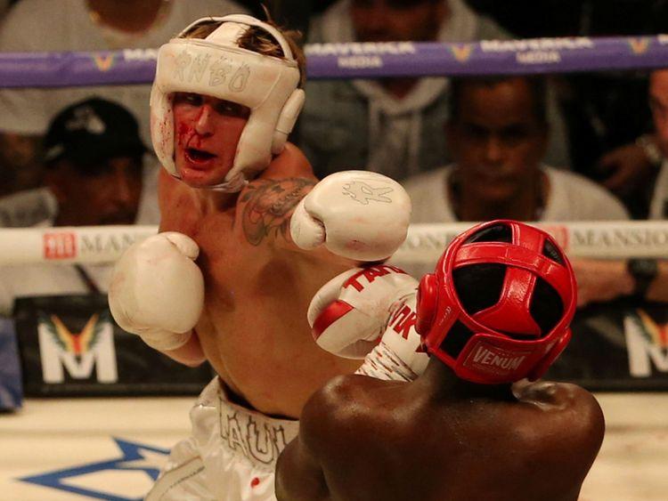 Jake Paul ended up taking the win over Deji during the KSI vs Logan Paul fight card on August 25, 2018. Sky News, KSI vs Logan Paul - YouTube