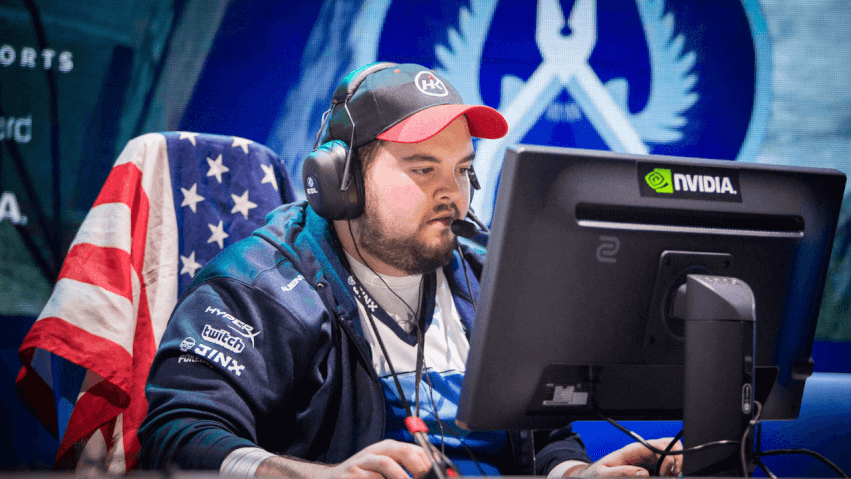 Hiko juega CS: GO para Team Liquid