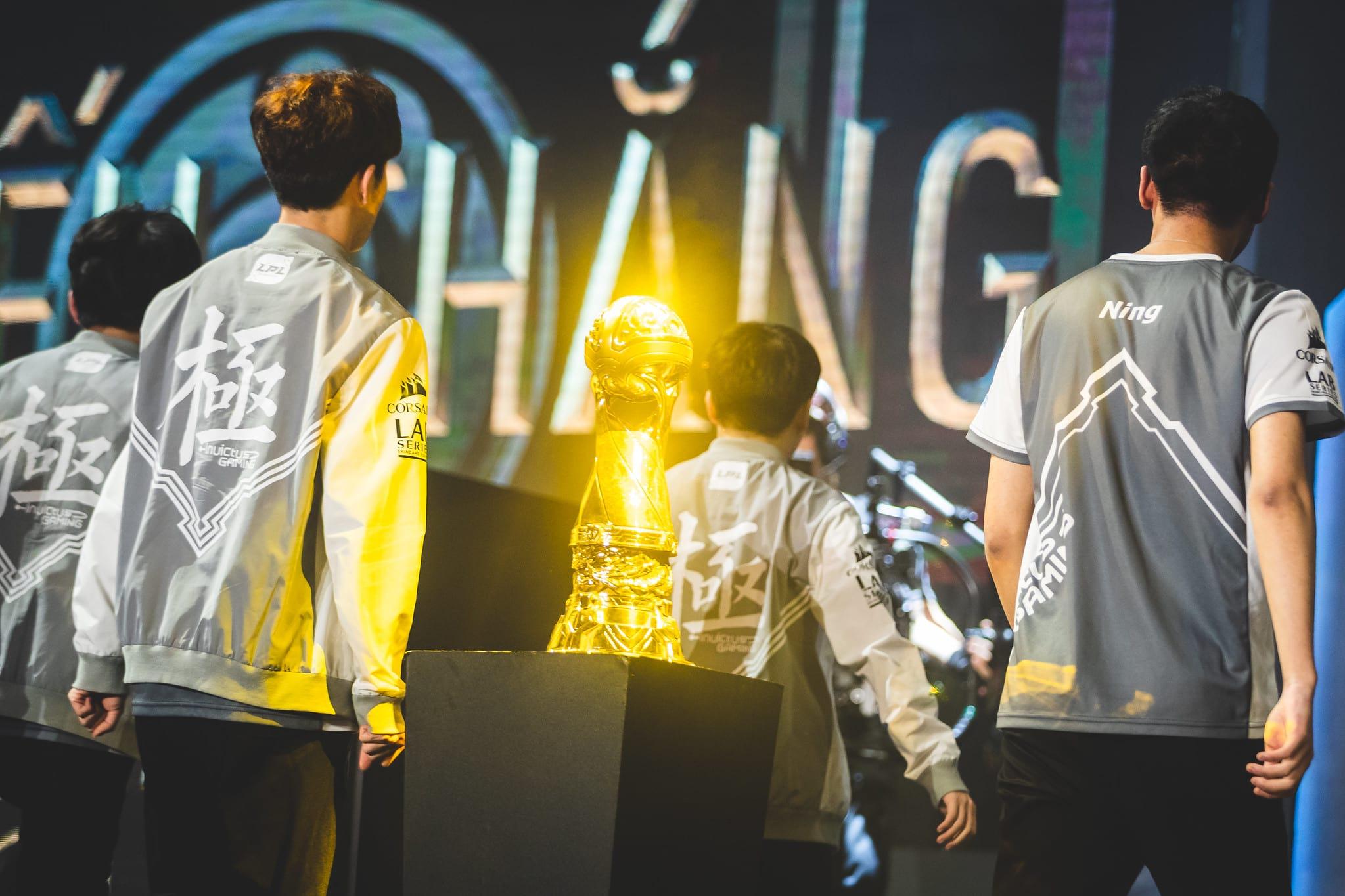 Invictus Gaming are the favorites for the title after a dominant group stage. Riot Games