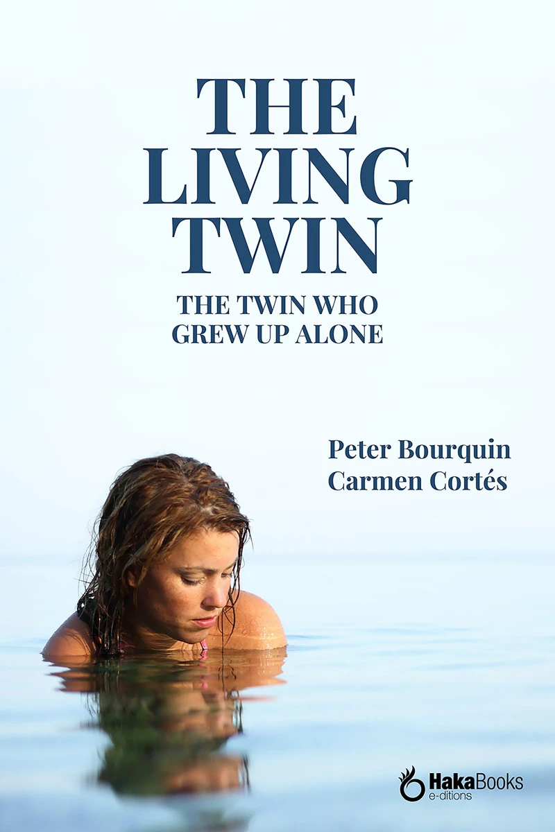 Portada: The living twin