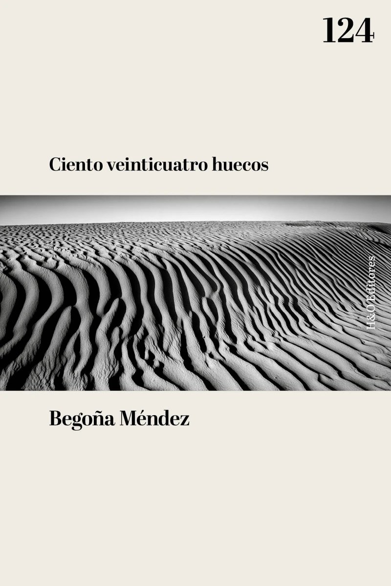 Portada: Ciento veinticuatro huecos