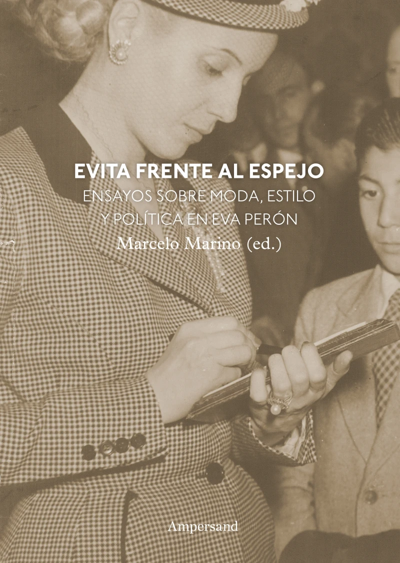 Portada: Evita frente al espejo