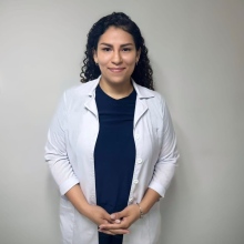 Ampliar imagen: Gabriela Guadalupe Pérez De La Fuente, Médico general Bacalar