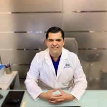 Ampliar imagen: Luis Angel Amezcua Toledo, Radiólogo Boca del Rio