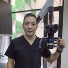 Ampliar imagen: Angel Francisco Quiñones Mendoza, Dentista - Odontólogo Fresnillo