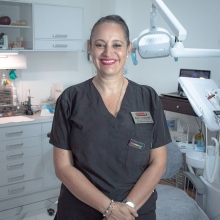 Ampliar imagen: Ana Isabel Valadés Rabasa, Dentista - Odontólogo Puerto Vallarta