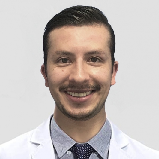Dr. Edgar Vargas Flores
