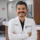 Dr. Jhonataan Uribe Montoya