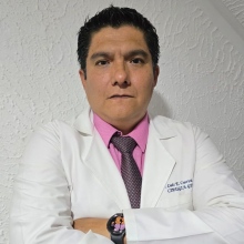 Ampliar imagen: Luis Enrique Cueva Melgarejo, Cirujano general Cuauhtémoc