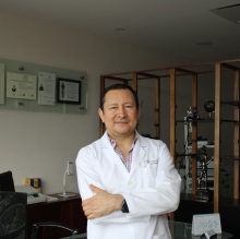 Ampliar imagen: Edgar Chávez Oseguera, Otorrinolaringólogo Guadalajara