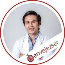 Ampliar imagen: Manuel Alejandro Sánchez Gan, Geriatra Guadalajara