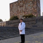 Dr. Carlos González Molinero