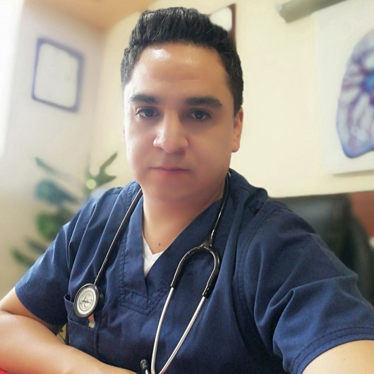 Dr. Irving Jasiel Lovera Zaldivar