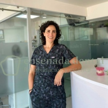 Ampliar imagen: Claudia Valencia Macfarland, Dentista - Odontólogo Ensenada