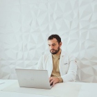 Dr. Diego Valle Tamayo