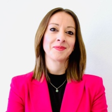 Ampliar imagen: Marisol Agredano Jiménez, Especialista en Rehabilitación y Medicina Física Chihuahua