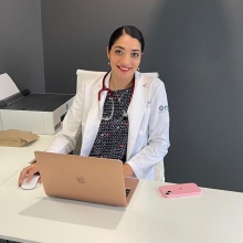 Ampliar imagen: Mariel Mesta Almanza, Médico general Playa del Carmen