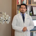Leo Daniel Ortiz Calderon, Oftalmólogo Morelia