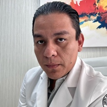 Ampliar imagen: Eliseo Emmanuel Juárez Zúñiga, Oncólogo médico Veracruz