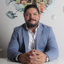 Ampliar imagen: Luis Carlos Hinojos gallardo, Neumólogo pediatra Chihuahua