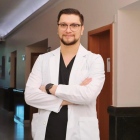 Dr. Edgar Adrián Cobos Robles