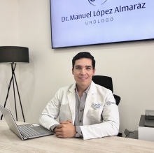 Ampliar imagen: Manuel López Almaraz, Urólogo Guadalajara