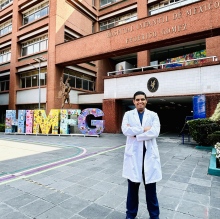 Ampliar imagen: Juan Luis Sánchez Chávez, Pediatra León