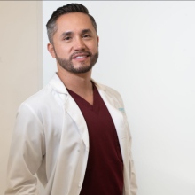 Ampliar imagen: Miguel Mendez, Médico general Ciudad de México