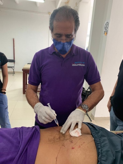 Hernán Flores-Carlos-1