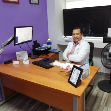 Ampliar imagen: Gustavo Arturo Ochoa Balderas, Ginecólogo Santiago de Querétaro