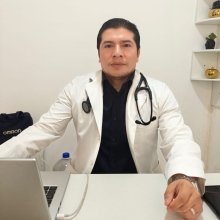 Ampliar imagen: José Guillermo Cira González, Urgenciólogo Aguascalientes