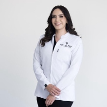 Ampliar imagen: Karla Giovanna Vlach Apodaca, Dentista - Odontólogo Tijuana